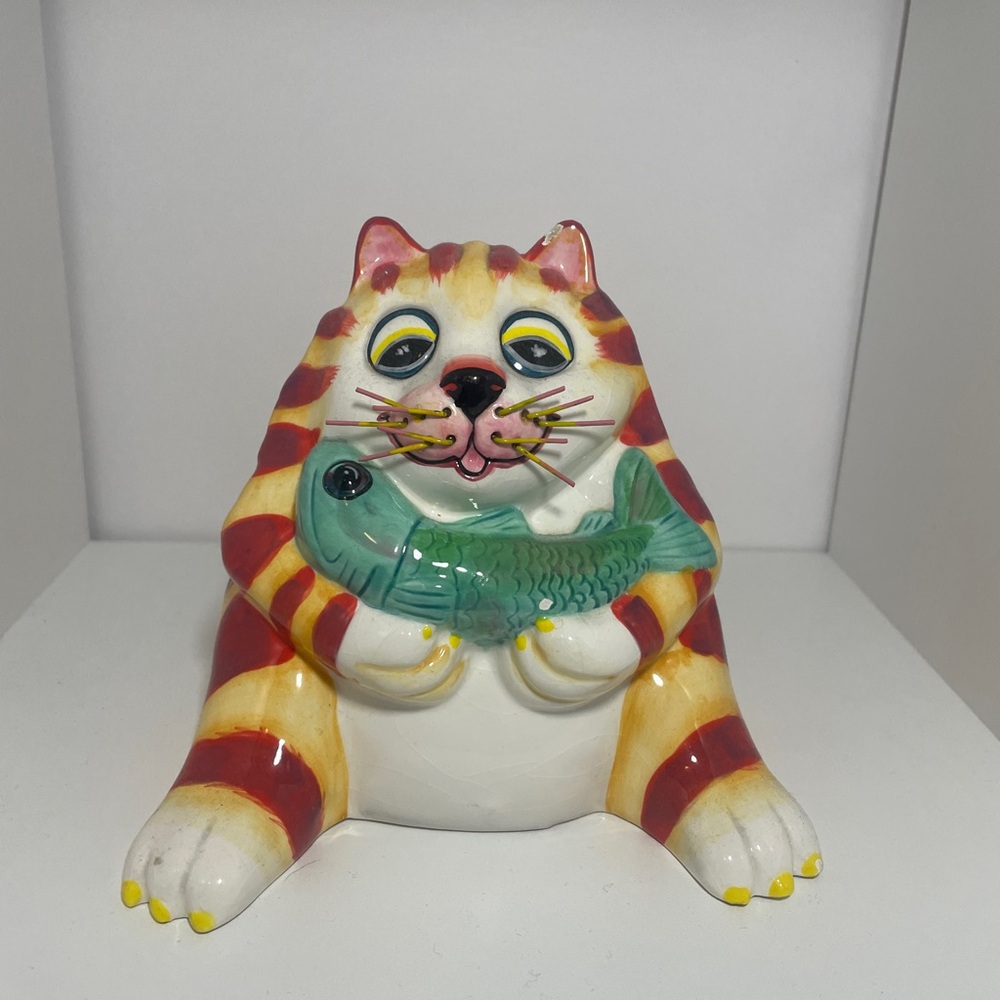 Colorful Cat Figurine with Fish